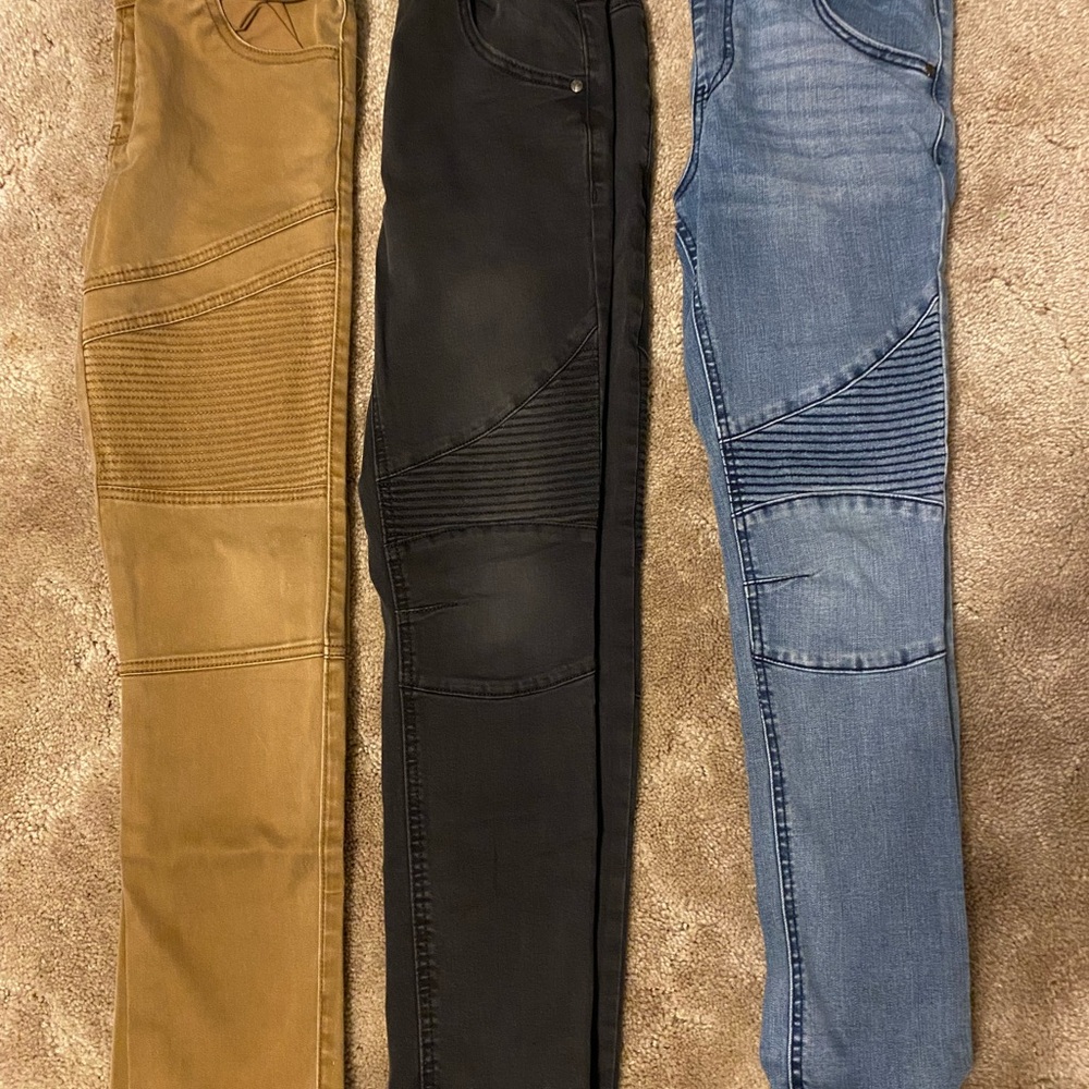 Art Class  Super Skinny Jeans in Blue, black, khaki size 12